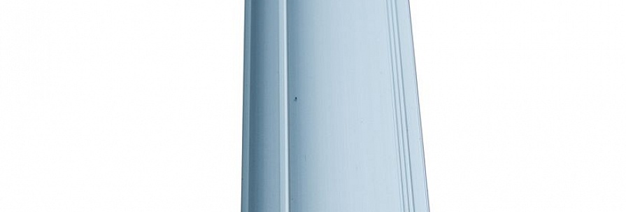 Защелка финиш арт. УМ2969 размеры: 28*7,2*3000 мм